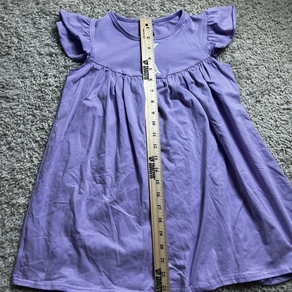 GIRLS LAVENDER DRESS WITH MONOGRAM INITIAL K PREOWNED